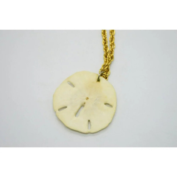 Genuine Sand Dollar Gold Tone Chain Link Pendant Necklace - Picture 3 of 4